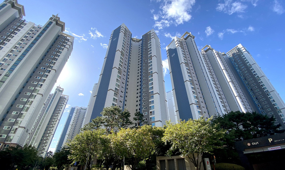 아파트 NEW 트렌드] '화려한 고채도' 벗고 '고급진 저채도' 컬러로 ...