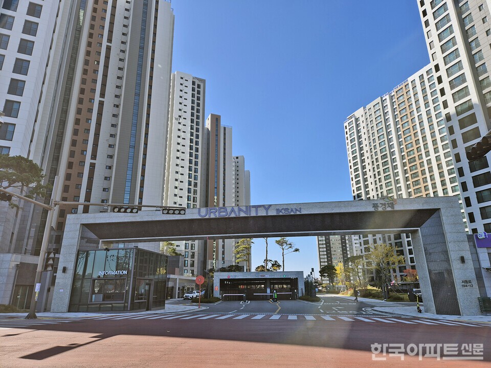 익산풍경채어바니티아파트 입구 전경