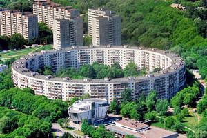 ‘독특한 원통형’ 아파트, 모스크바의 관광명소